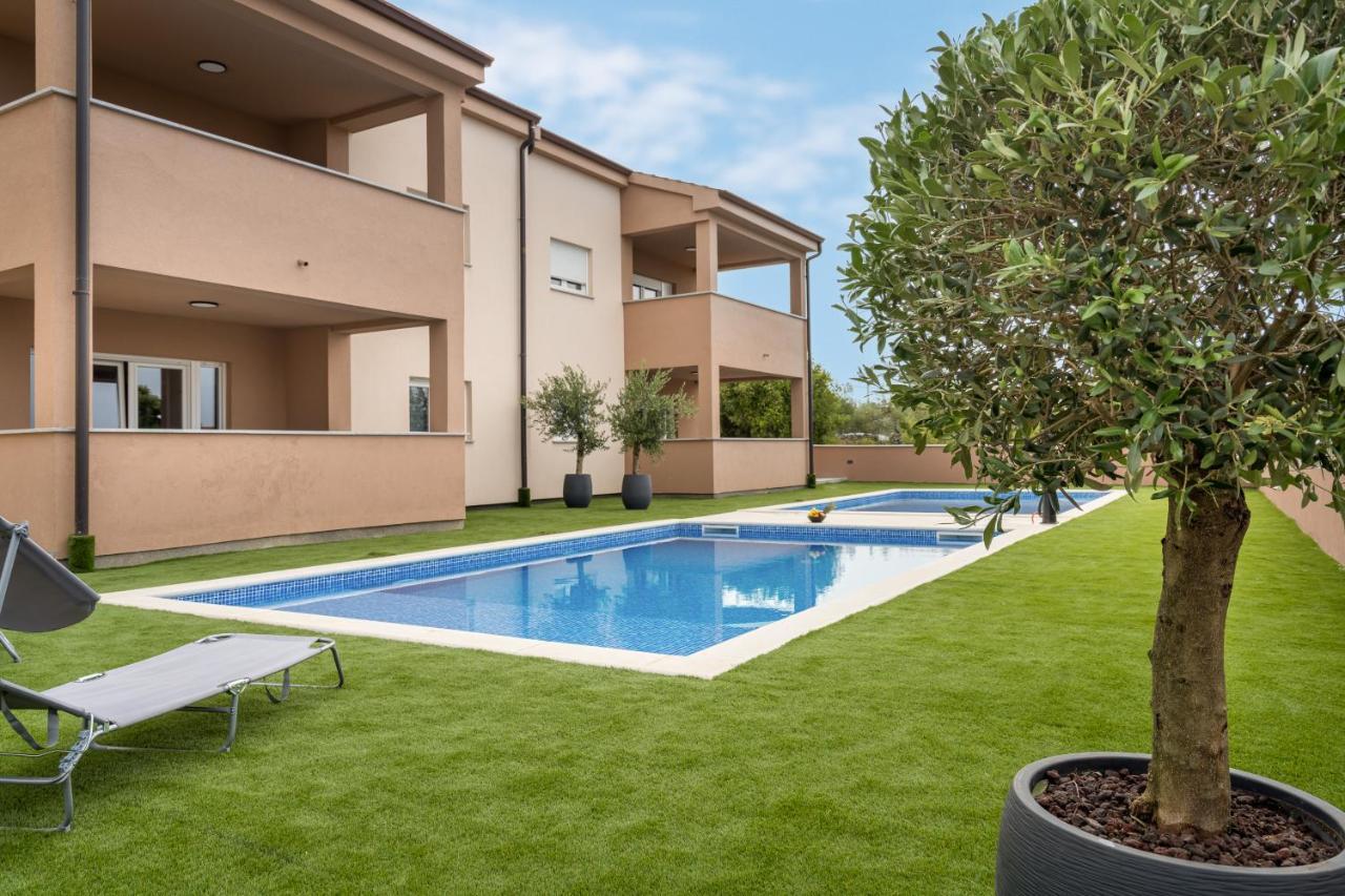 Apartmani Villa Ruby Linardići Extérieur photo