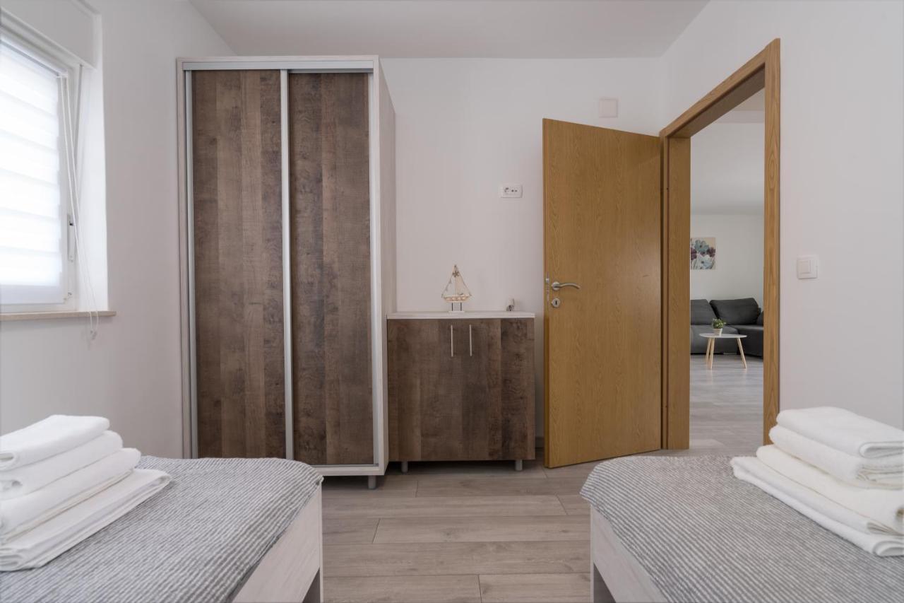 Apartmani Villa Ruby Linardići Extérieur photo