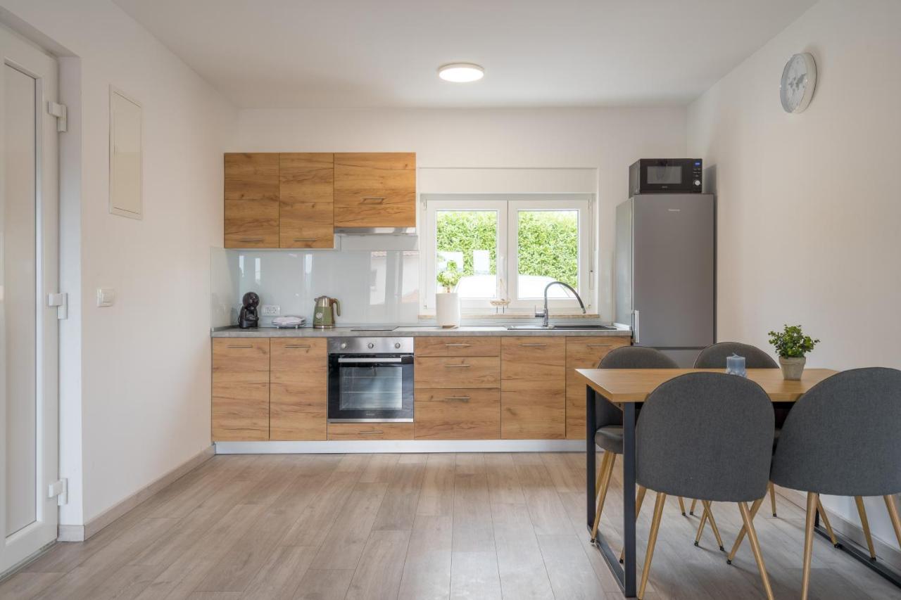 Apartmani Villa Ruby Linardići Extérieur photo