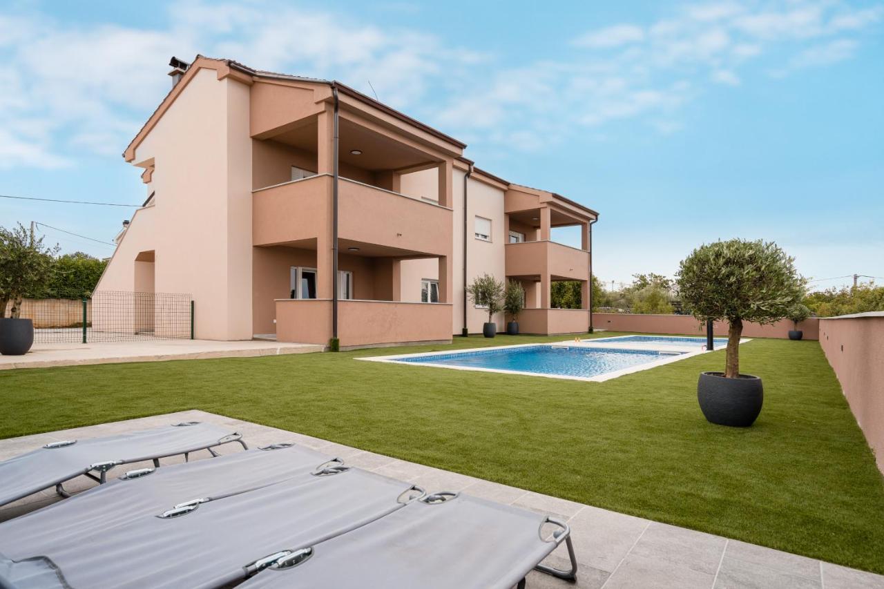 Apartmani Villa Ruby Linardići Extérieur photo