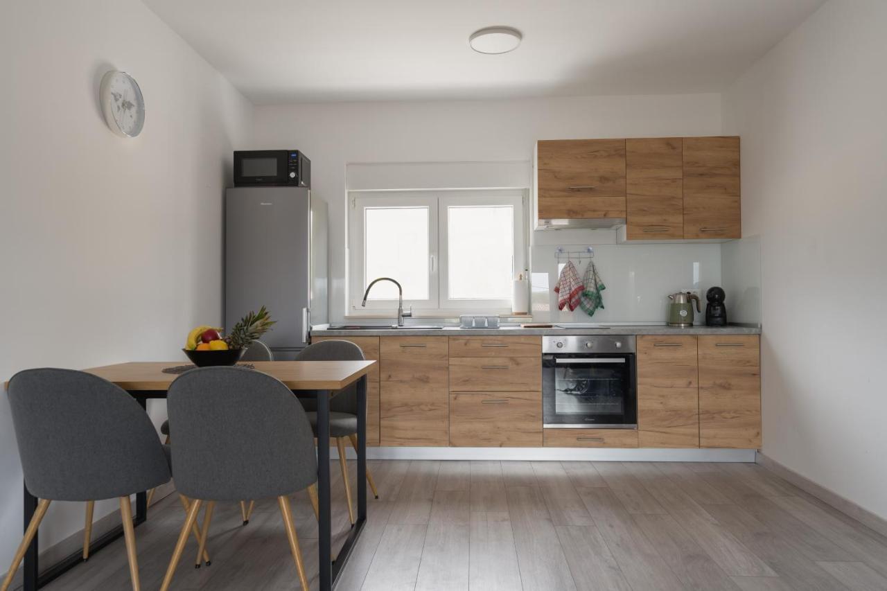 Apartmani Villa Ruby Linardići Extérieur photo